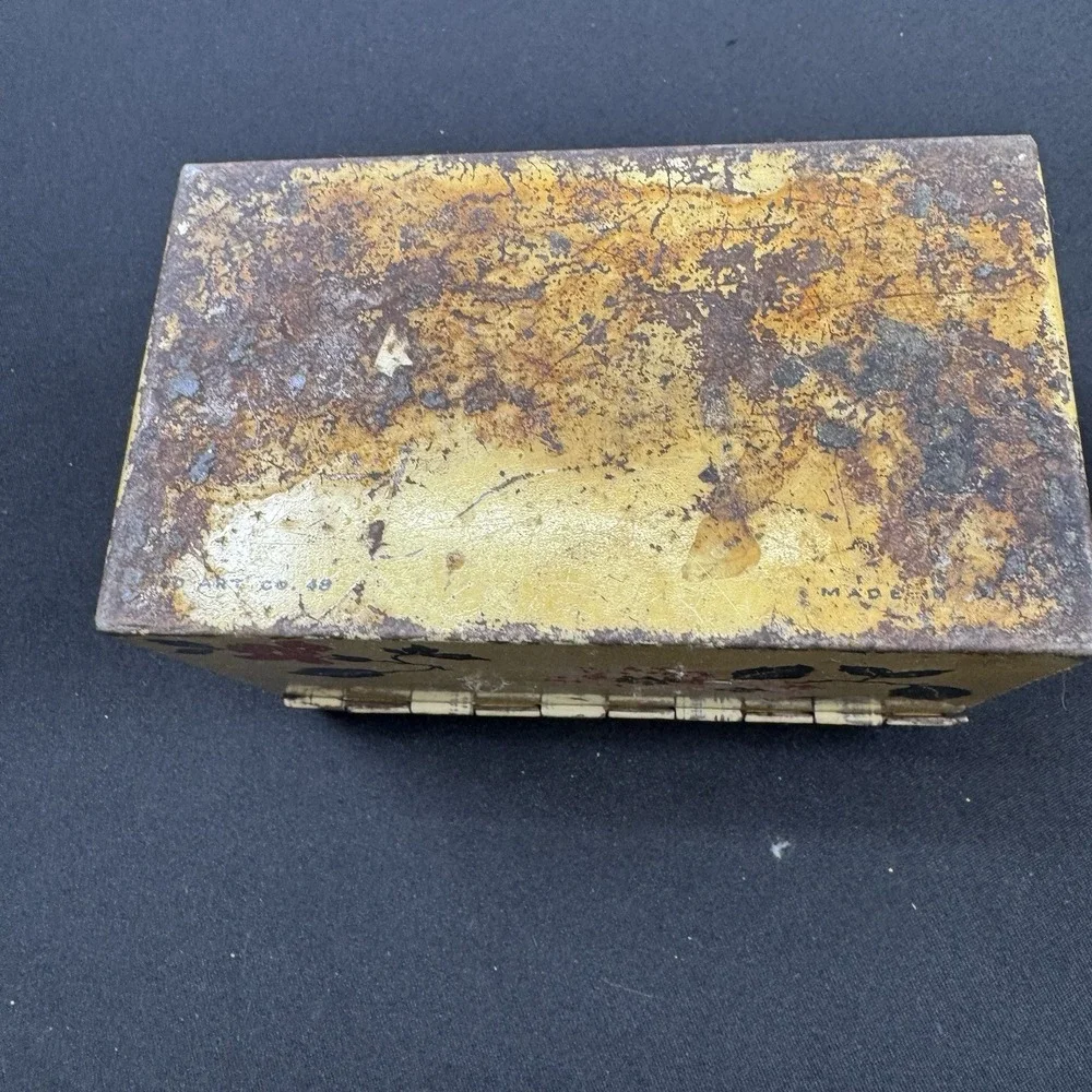 Vintage Tin Metal Recipe Box by‎ Ohio Art, Hall Red Poppy Pattern